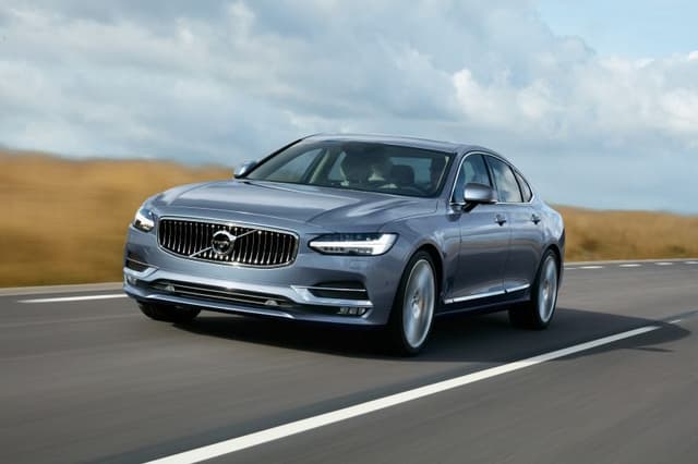 2018 Volvo S90 (2016) 2.0 T8 Twin Engine (303 Hp) Plug-in Hybrid AWD Geartronic